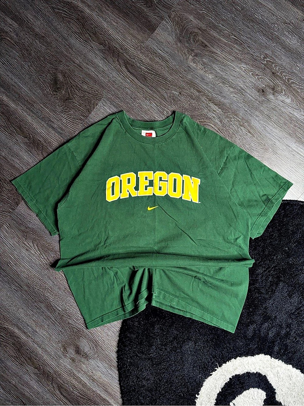 Nike Team Oregon Ducks Arched Logo T-Shirt Green & Yellow Large
